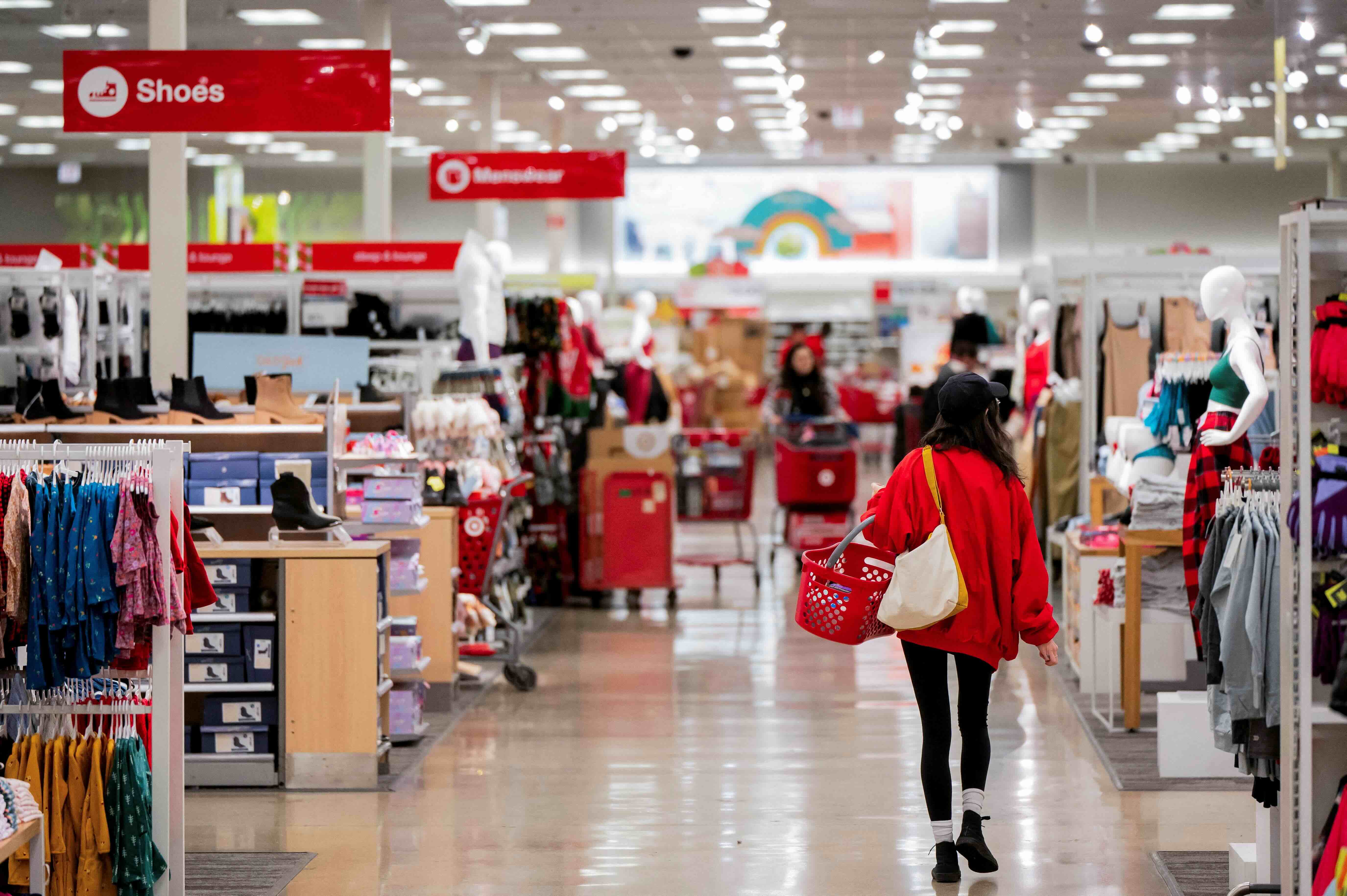 Discover how brands can navigate today’s complex retail landscape, from wholesale to marketplaces, while managing pricing, margins, and scalability with the right infrastructure.